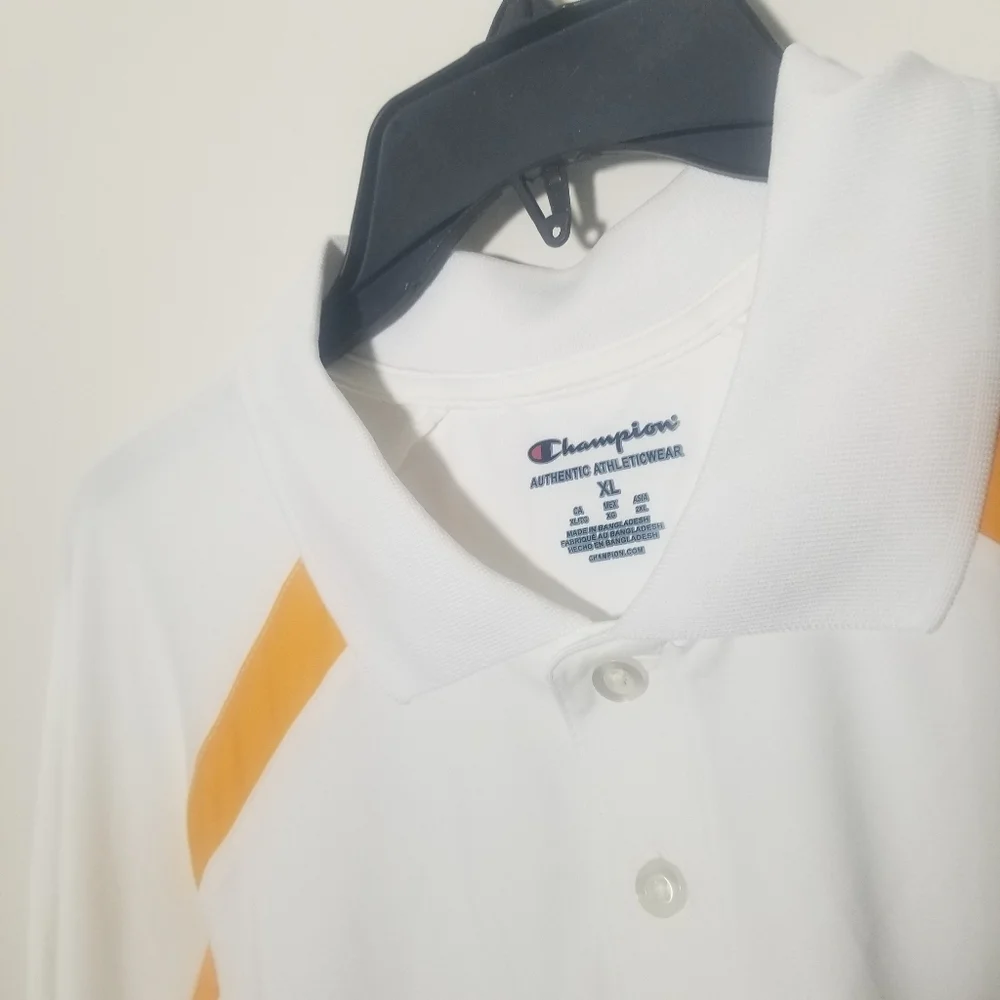 NWT Iowa Hawkeyes Shirt - Picture 3 of 4